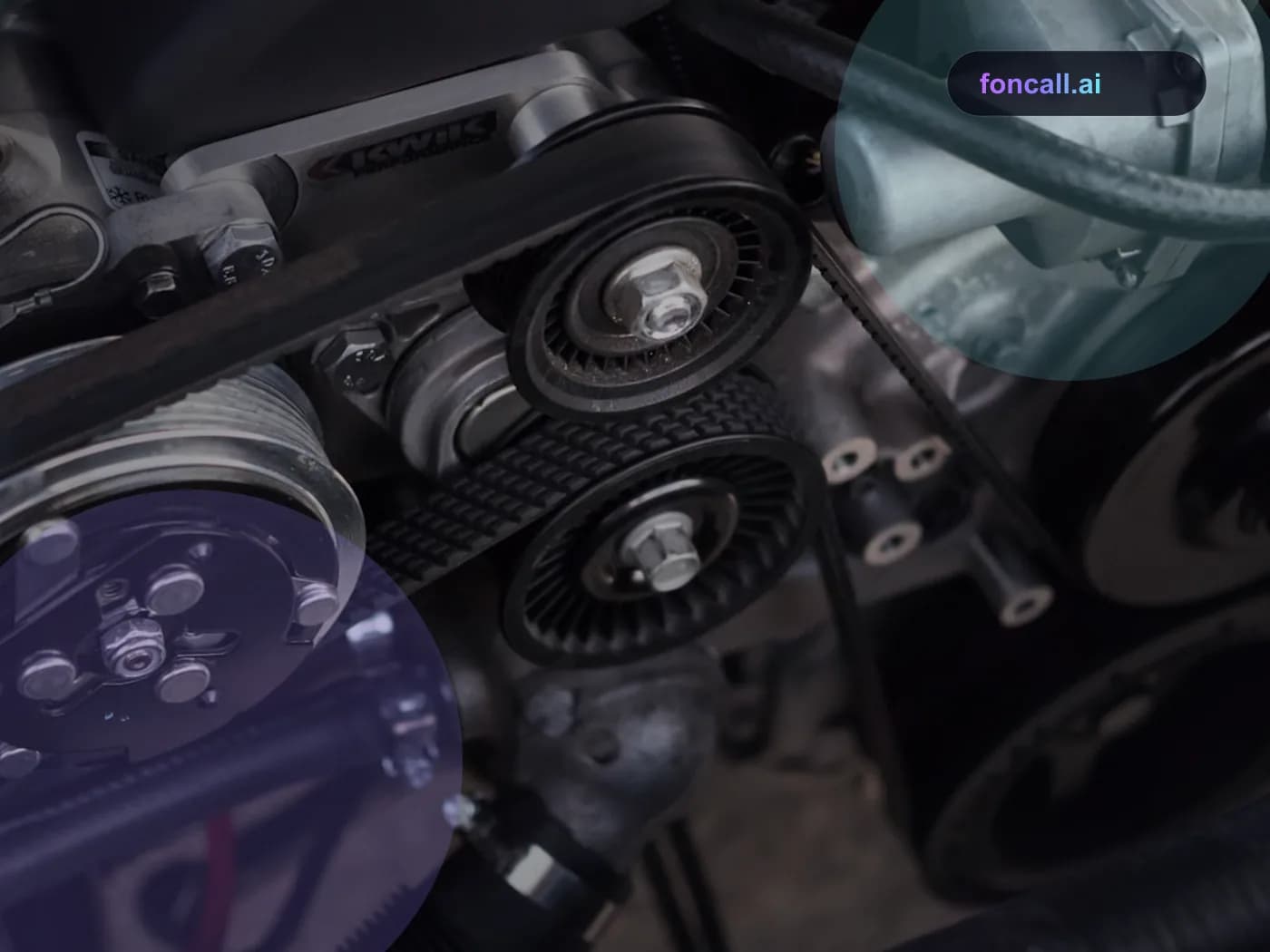 KI-Telefonassistent für die Automotive-Branche | foncall.ai Branchen-Hero KI-Telefonassistent für die Automotive-Branche: Mechaniker arbeitet an einem Auto in der Werkstatt